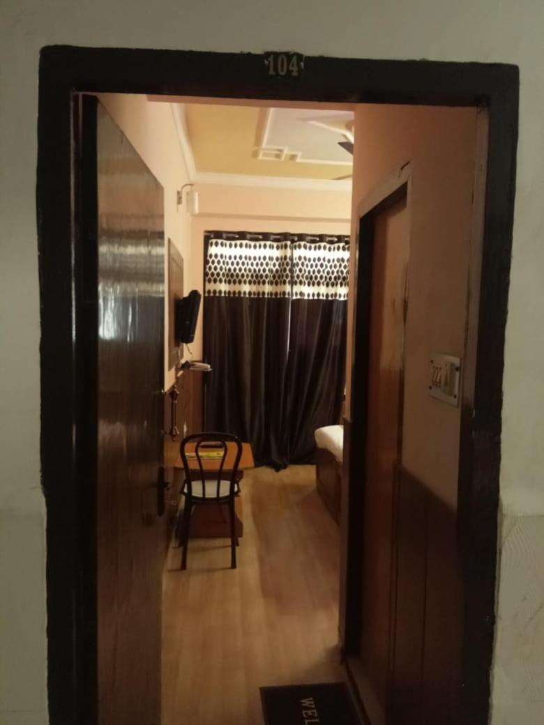 Hotel Kamal Lucknow Exterior foto
